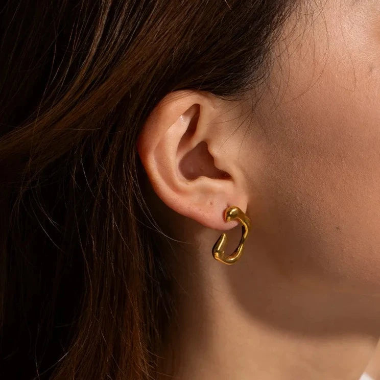 Mismatched studs