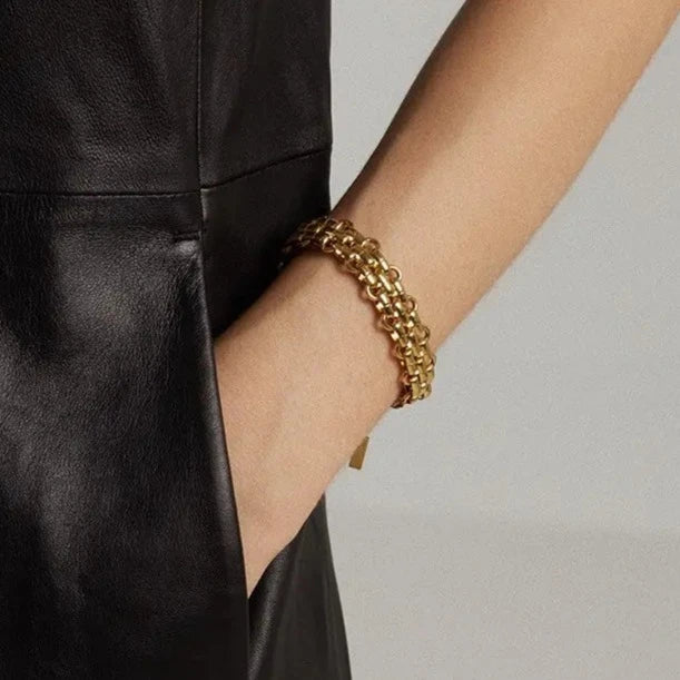 Linked up bracelet