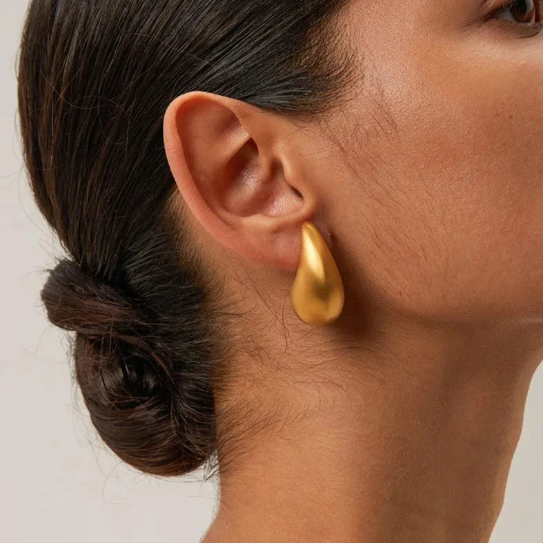 Dewdrops studs