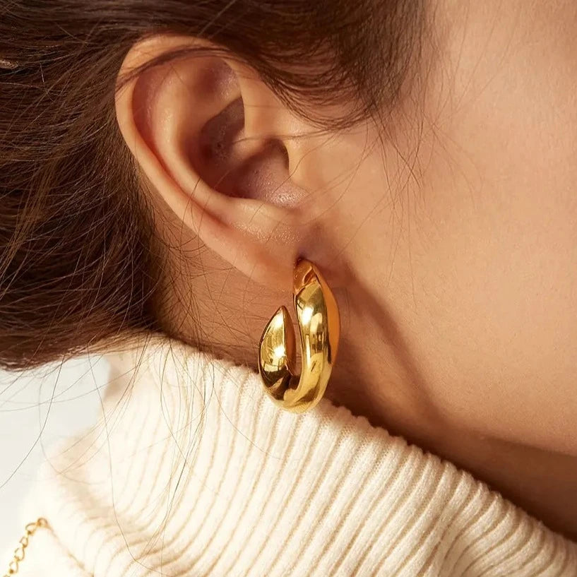 Angled hoops