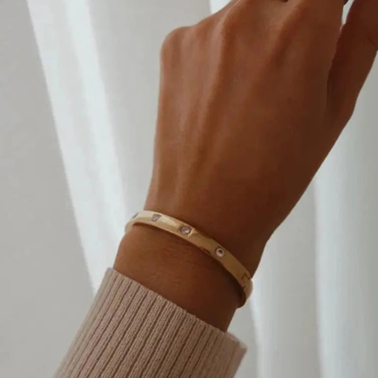 Dazzling Dots bangle
