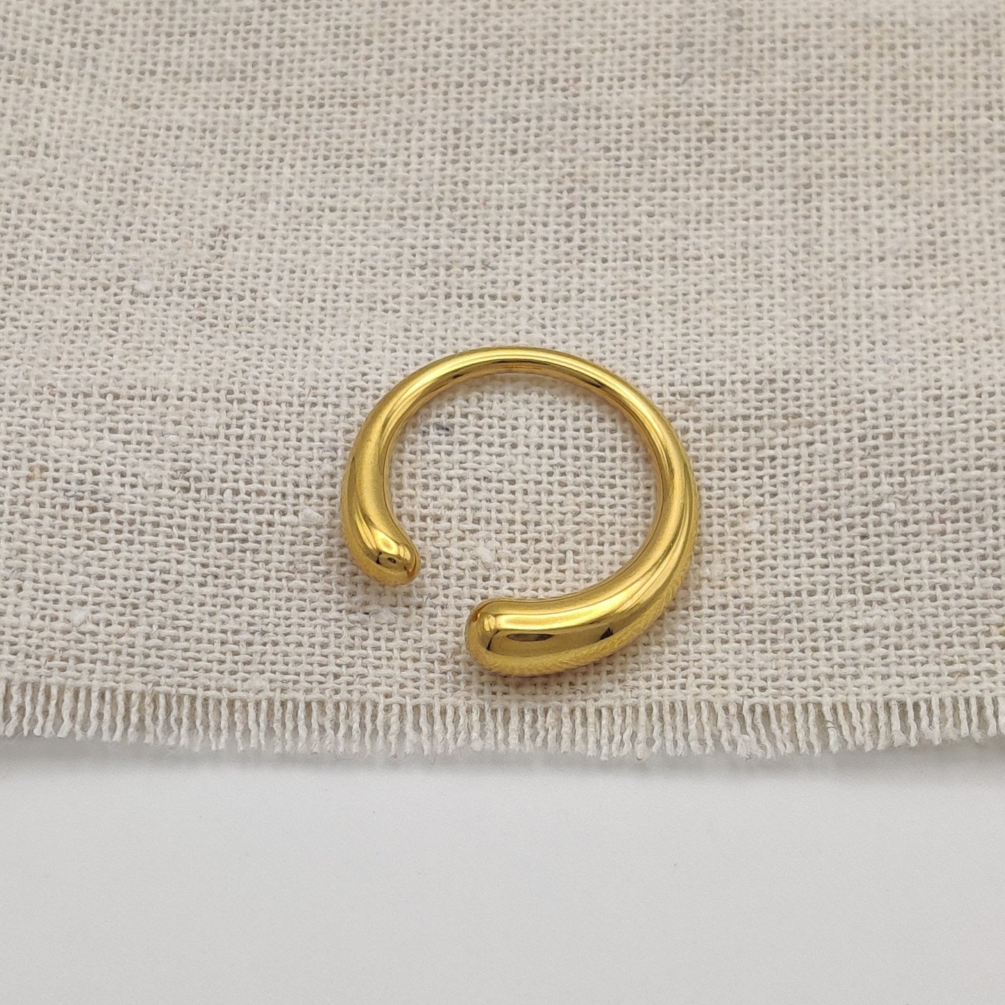 Daphne ring