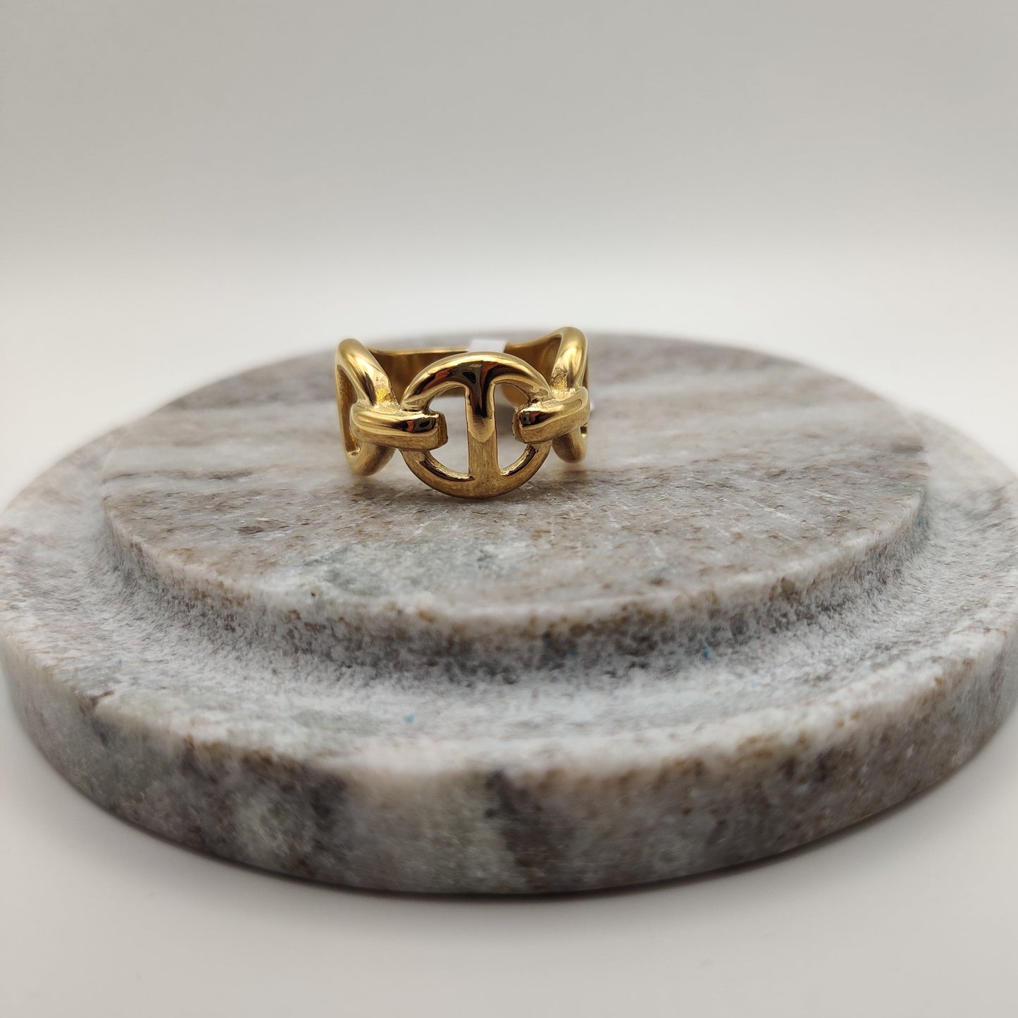 Buckle ring