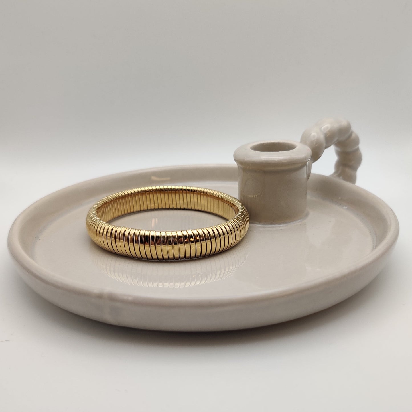 Stretch bangle