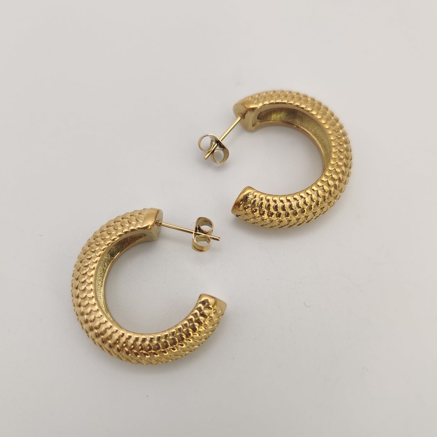 Shesha hoops