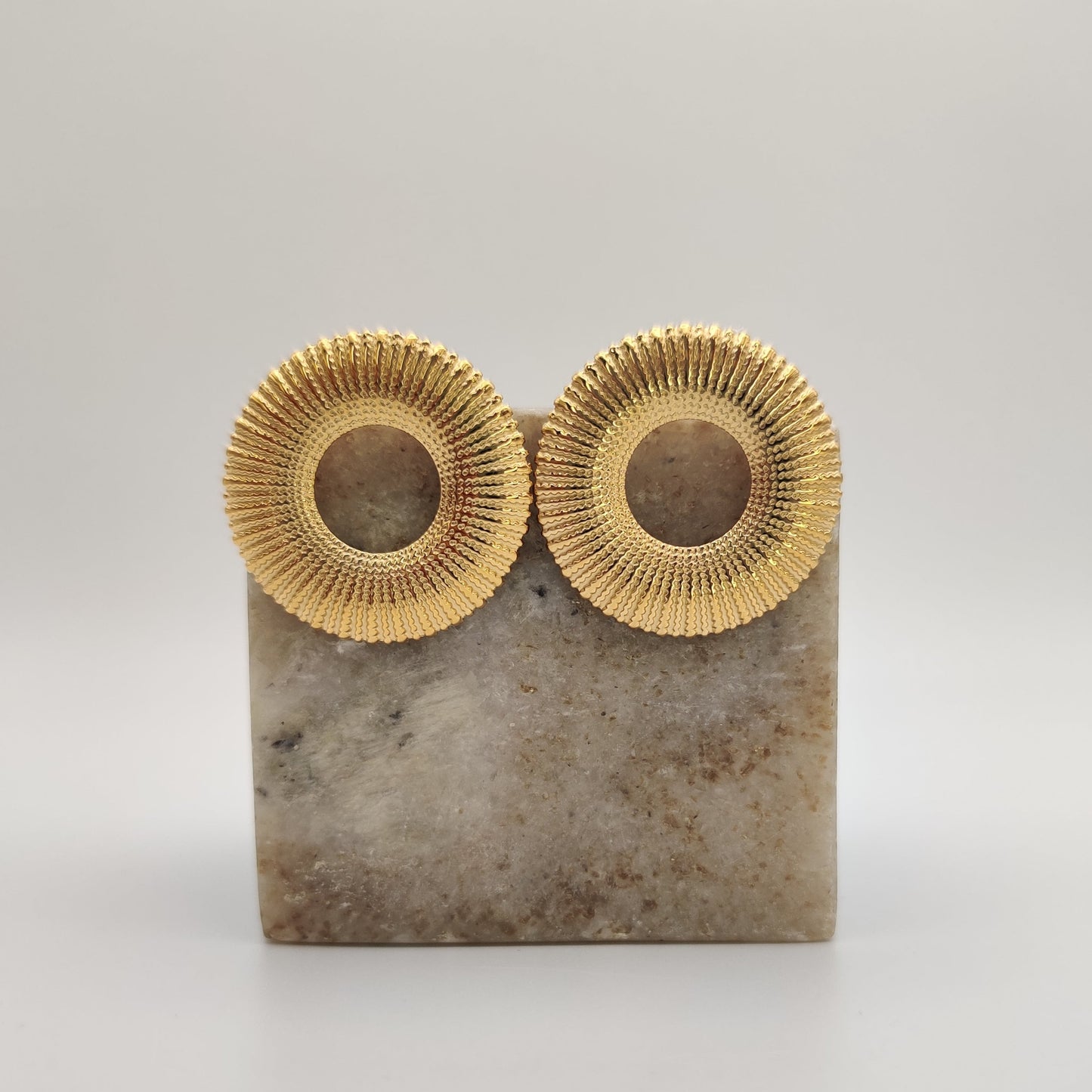 Textured Disc studs