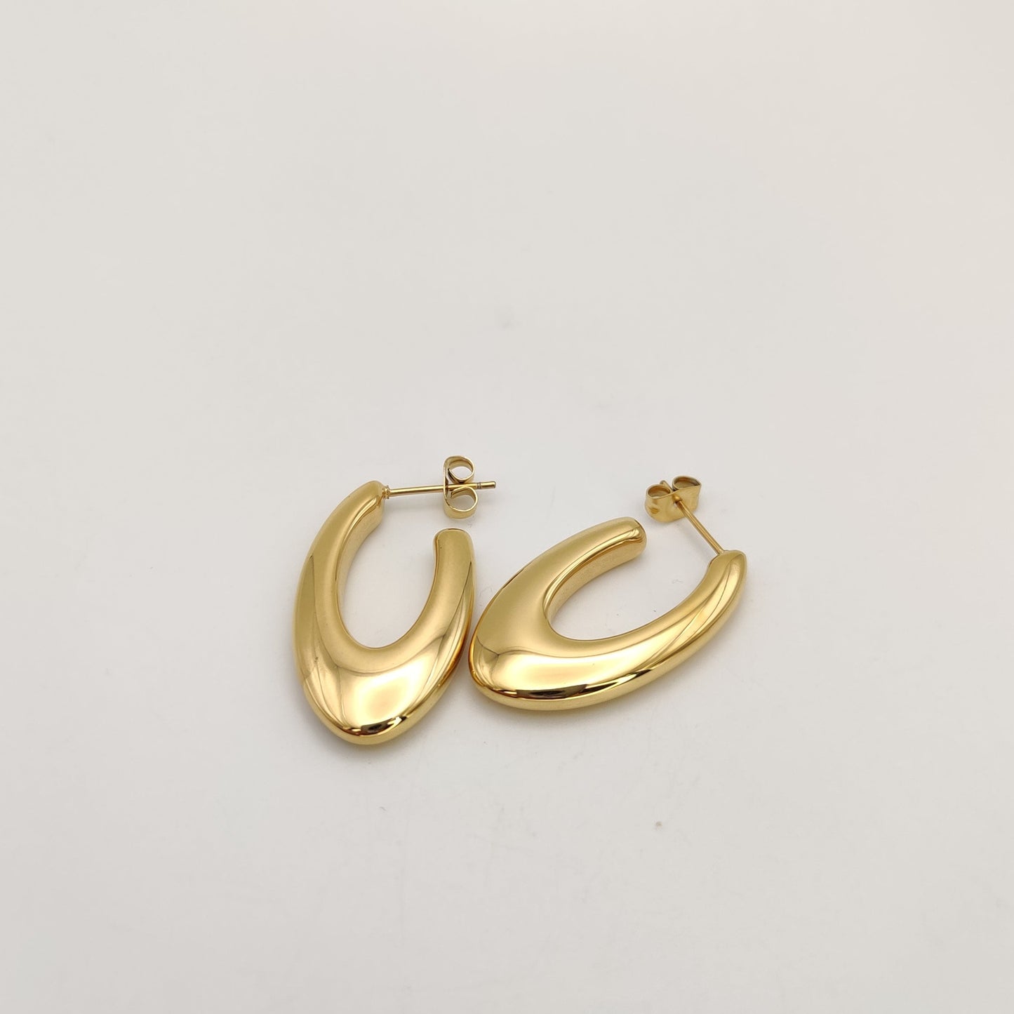 Oval hoops