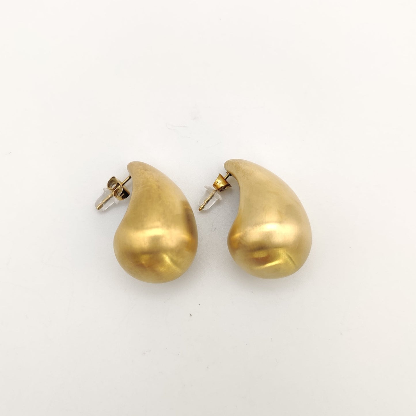 Dewdrops studs
