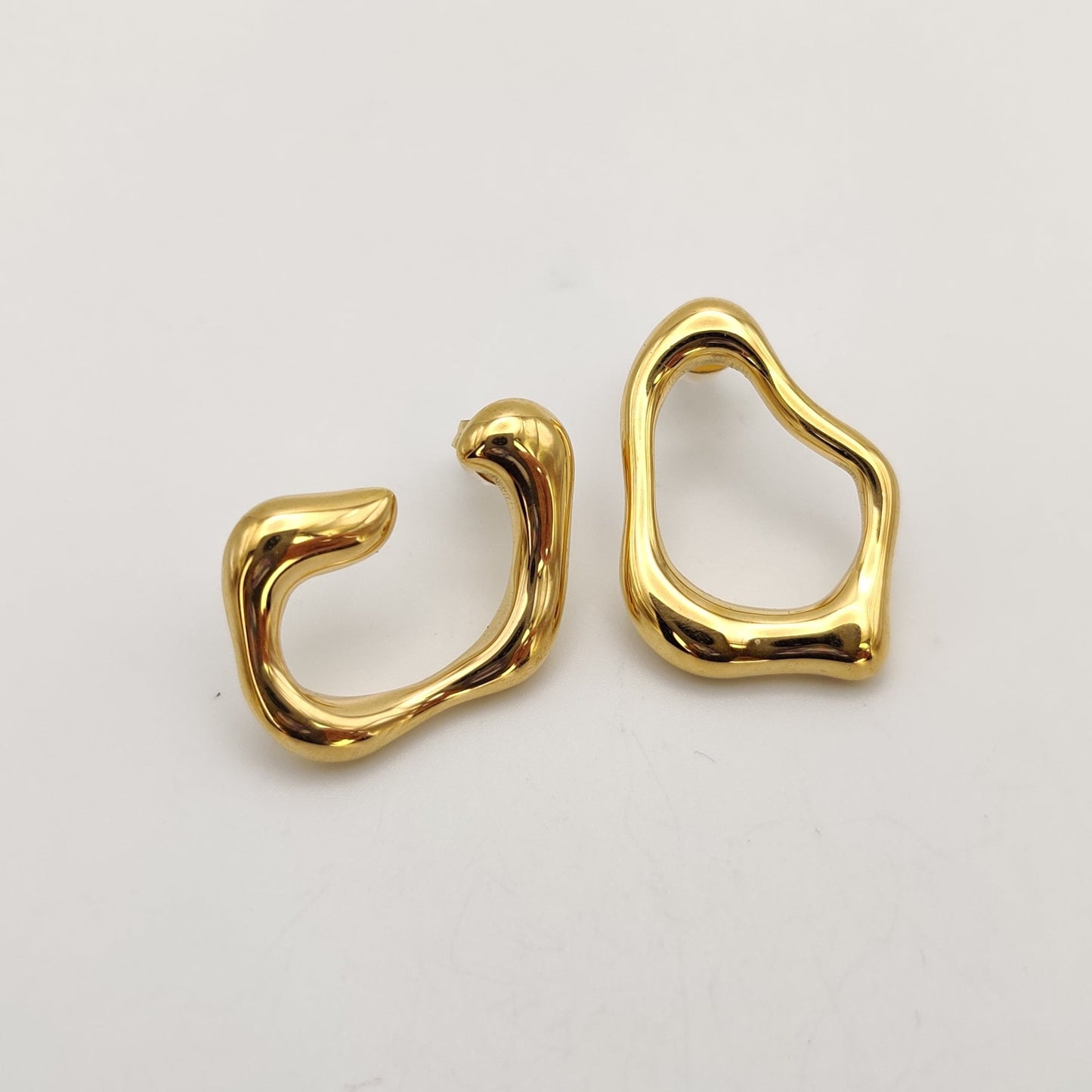 Mismatched studs
