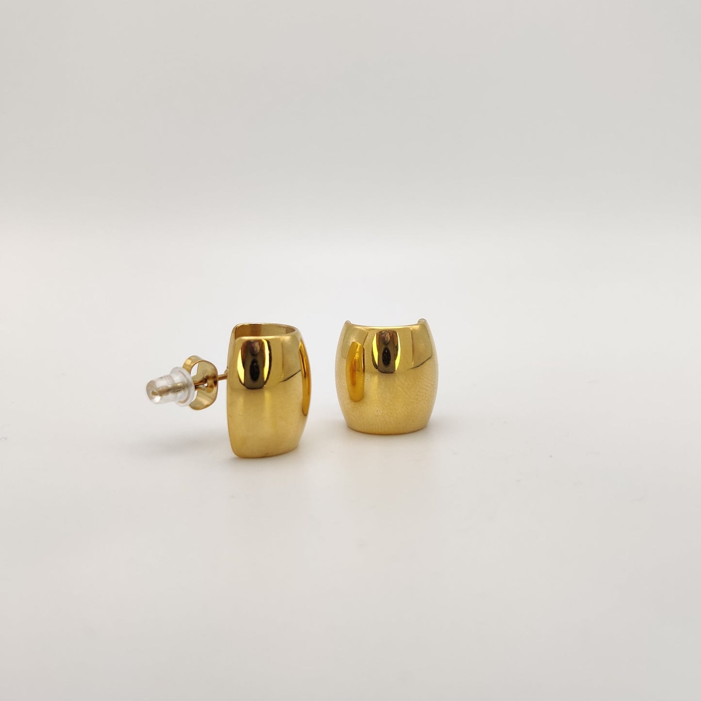Barrel studs
