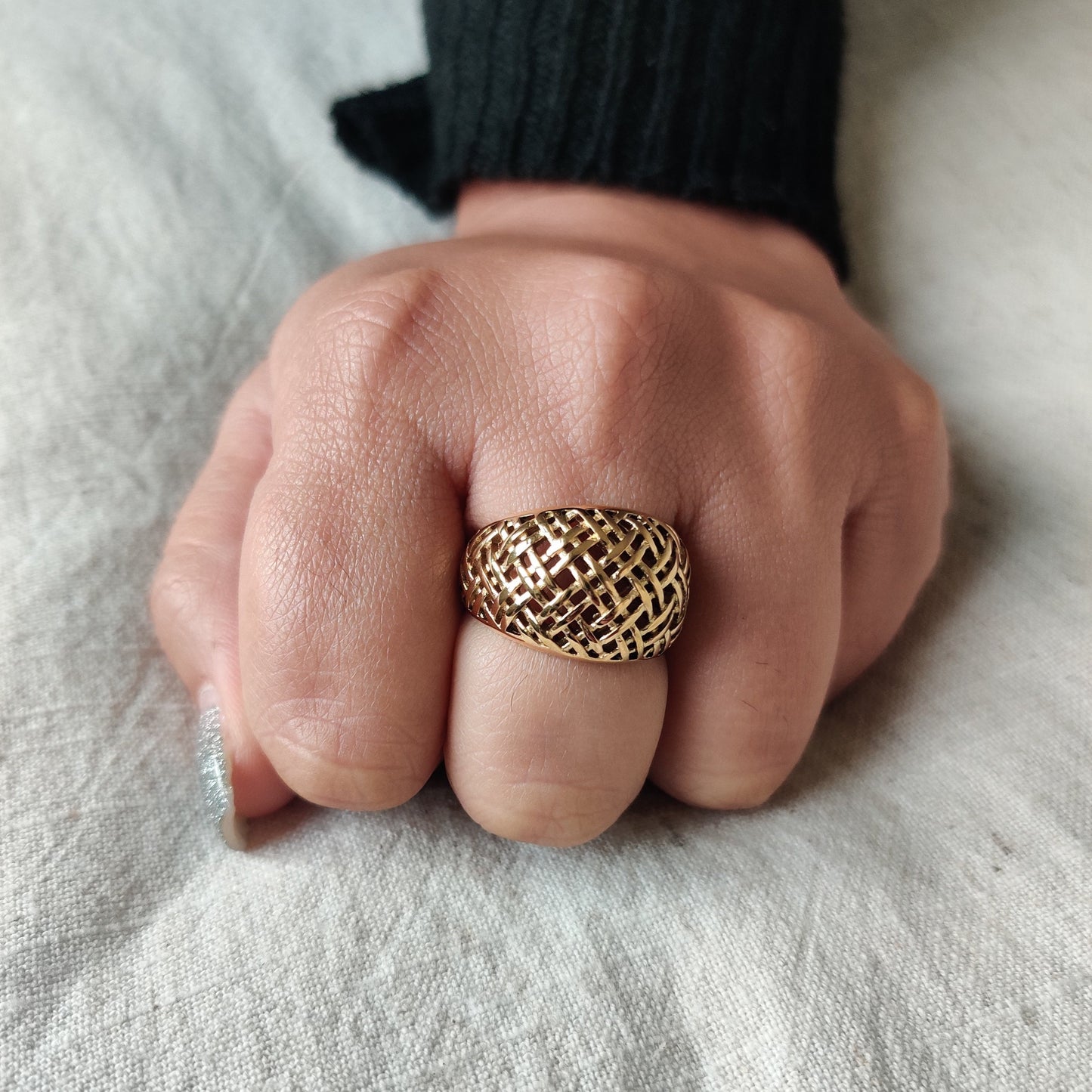 Weave ring