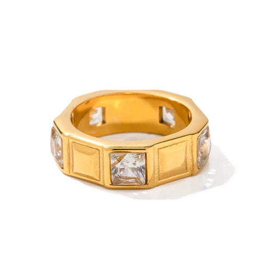 Decagon ring