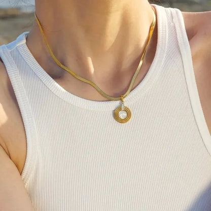 Rings of Opal necklace