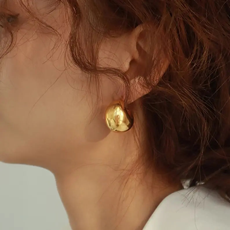 Crescent Dome studs