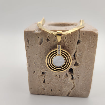 Rings of Opal necklace