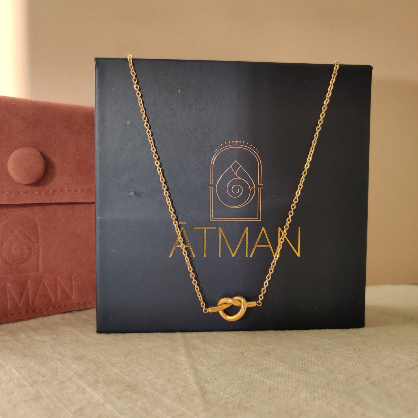 Knotted Bar necklace